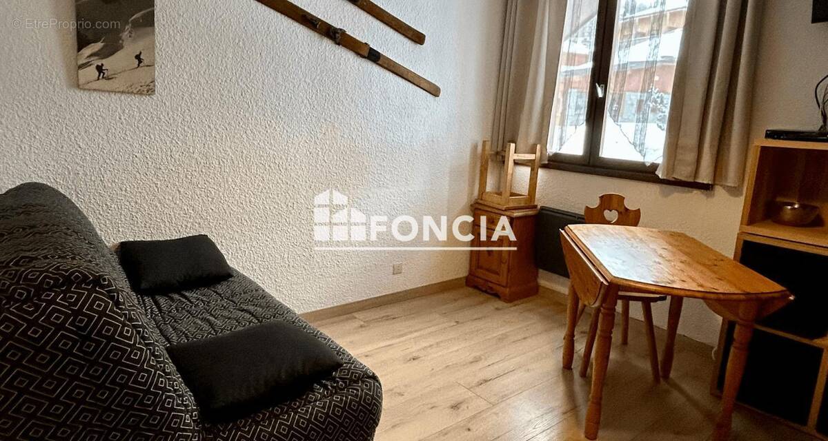 Appartement à SAINT-FRANCOIS-LONGCHAMP