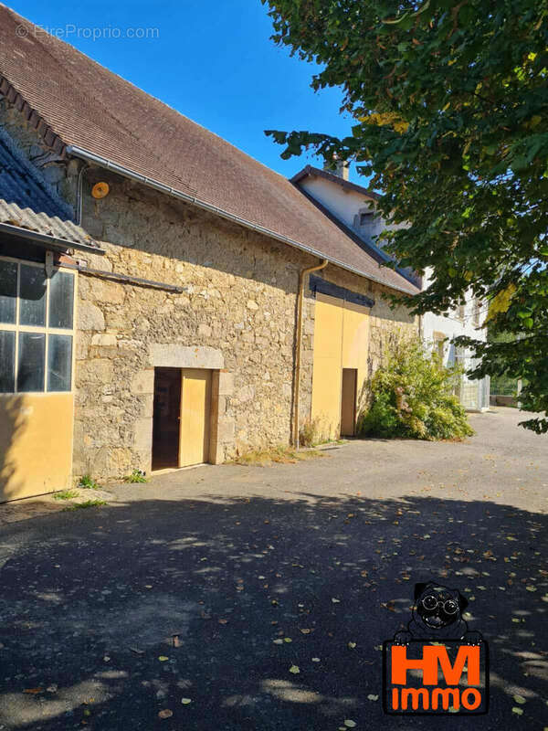 Maison à RILHAC-LASTOURS