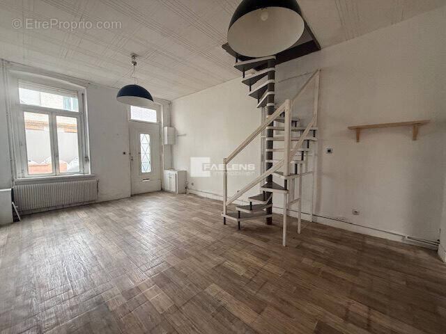 Maison 60 m² à Lille  - photo 4