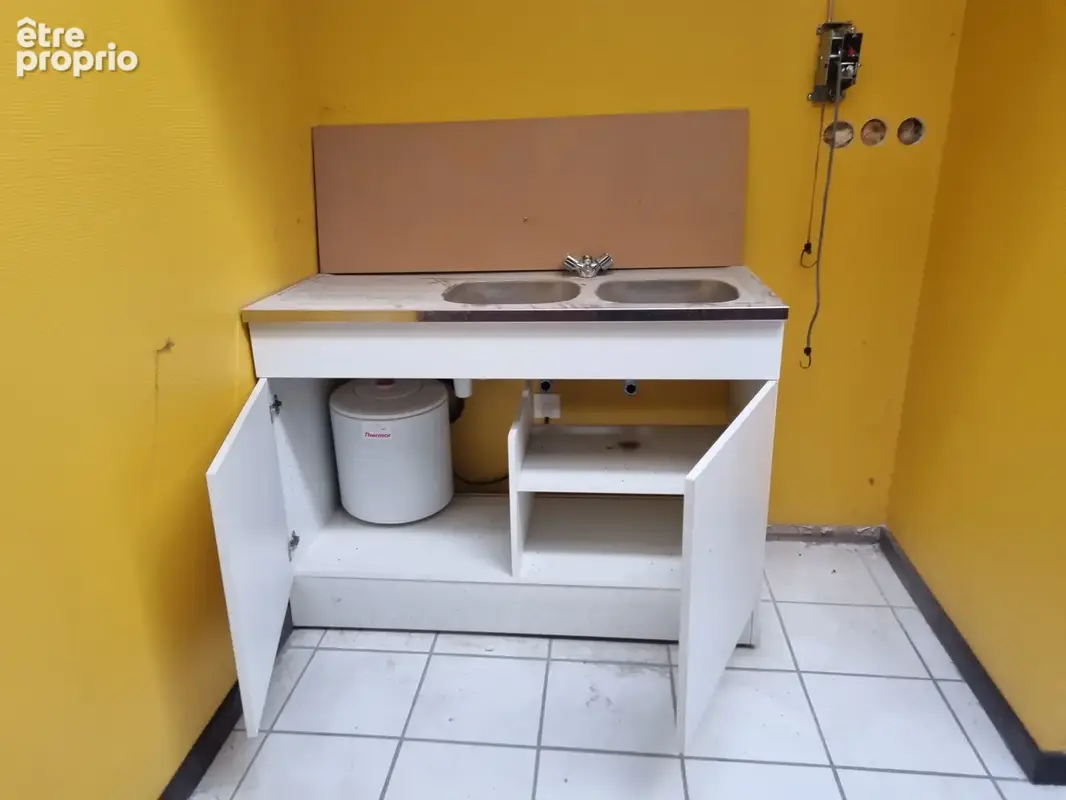Local commercial - photo 7