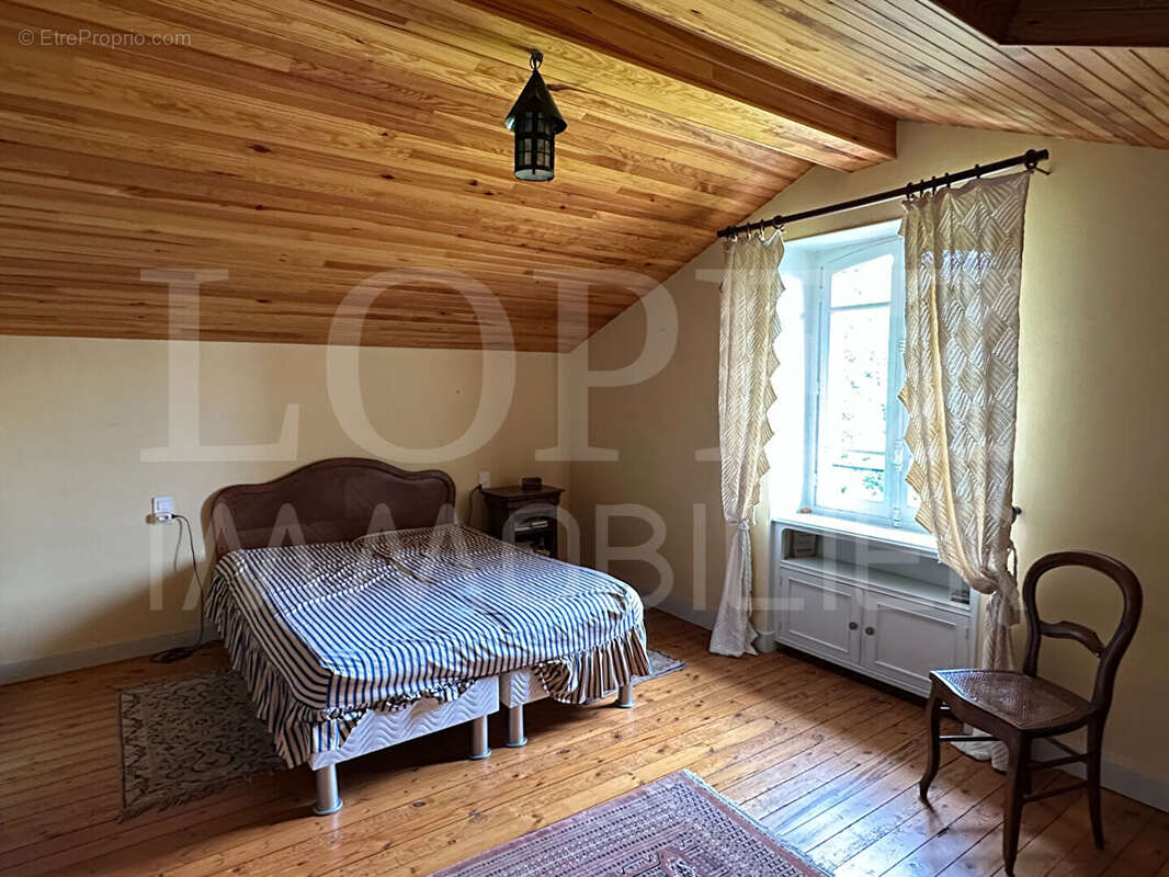 Maison à SAINT-AMANS-SOULT