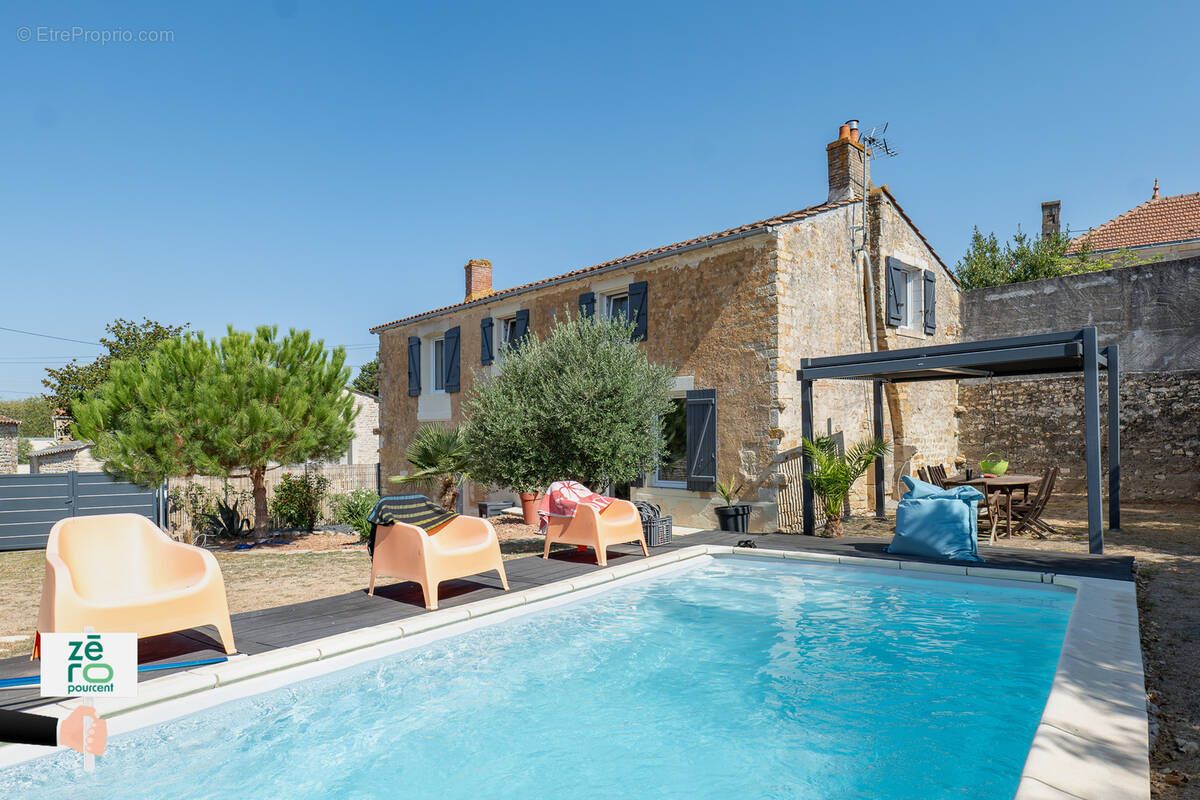 Maison à PEAULT