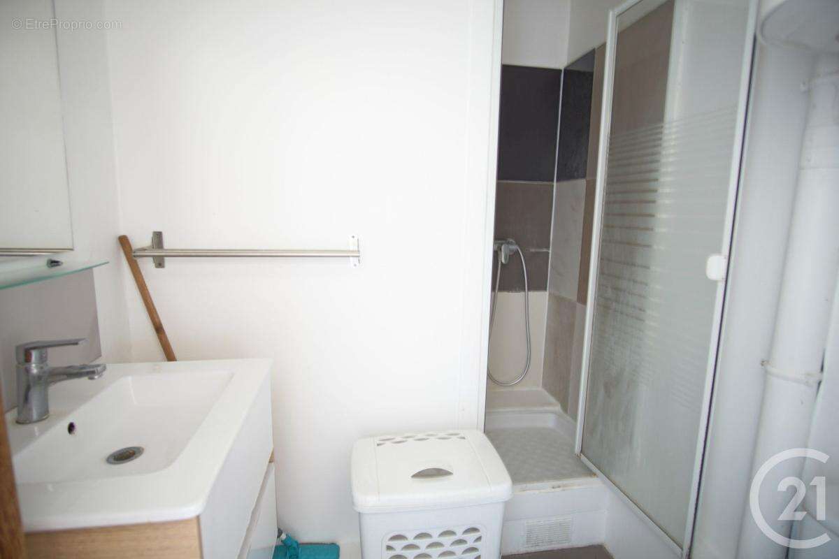 Appartement 21 m² à Choisy-Le-Roi  - photo 7
