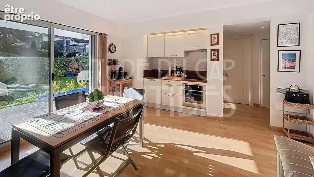 Photo Appartement à Antibes au prix de 299 000€