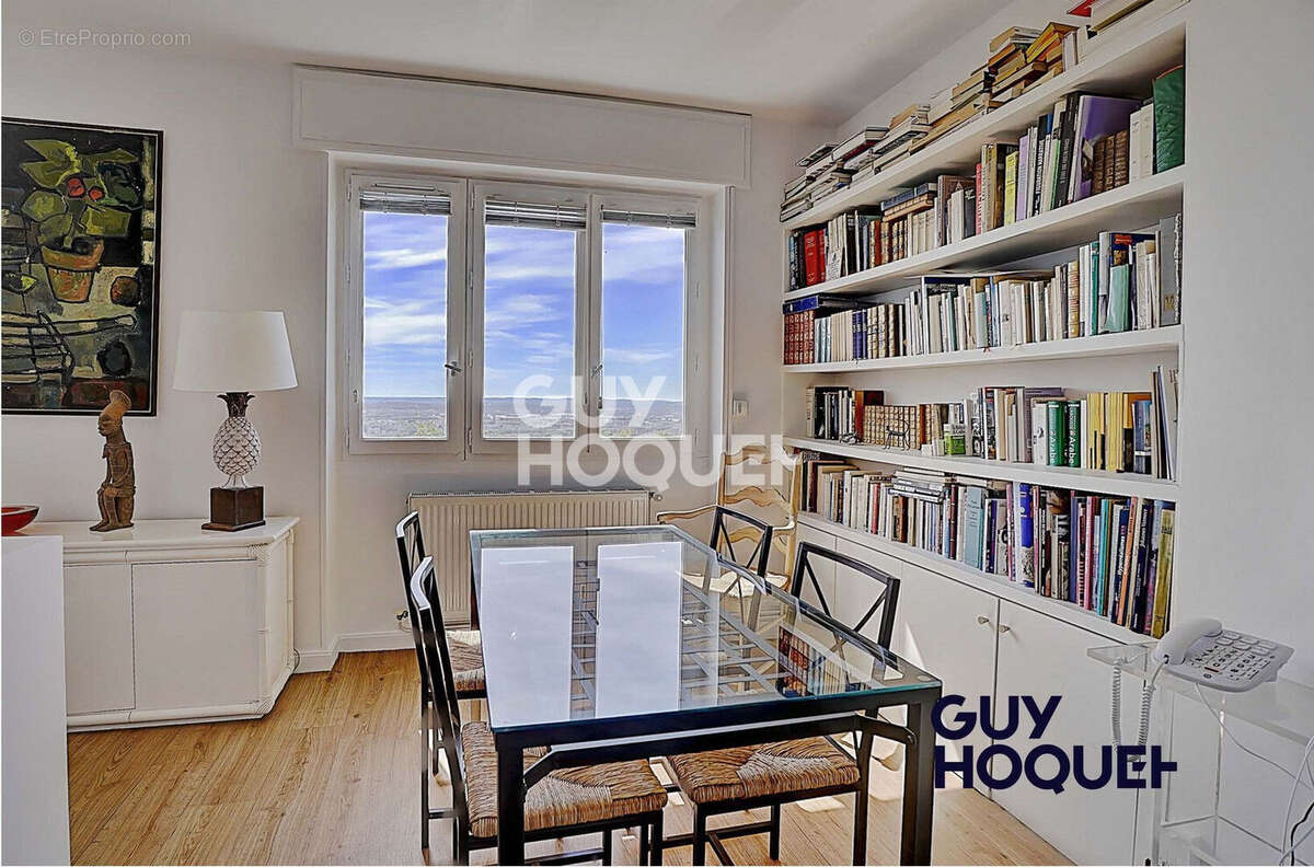 Appartement à LYON-5E