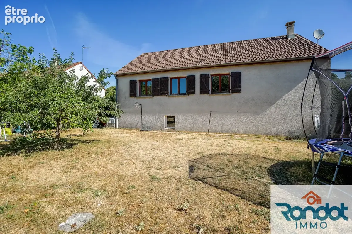 Maison 8 pieces / 7 chambres / environ 192 m2 / parcelle 601 m2 / garage - photo 2