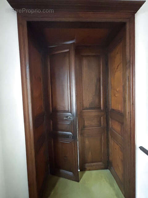 Autun, en plein centre, maison de ville sur cour, 3 chambres, garage, et grande terrasse. - photo 11