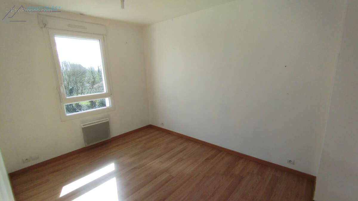 Maison 94 m² à Coray  - photo 5