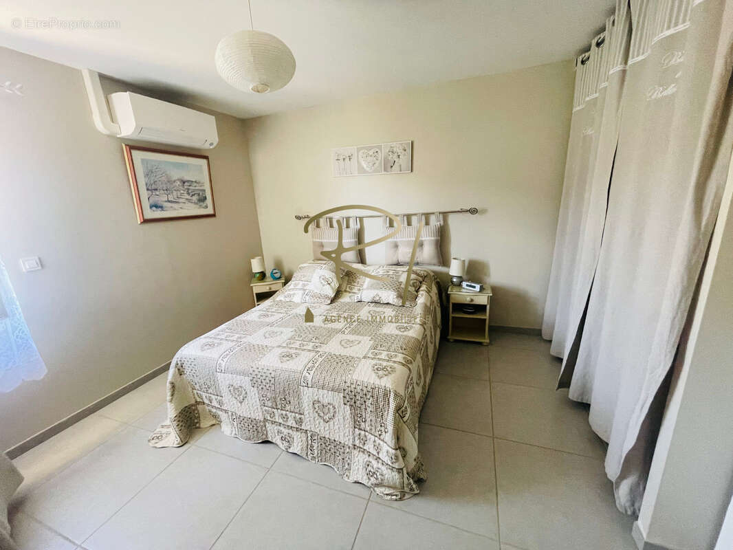 Maison à VALLON-PONT-D&#039;ARC