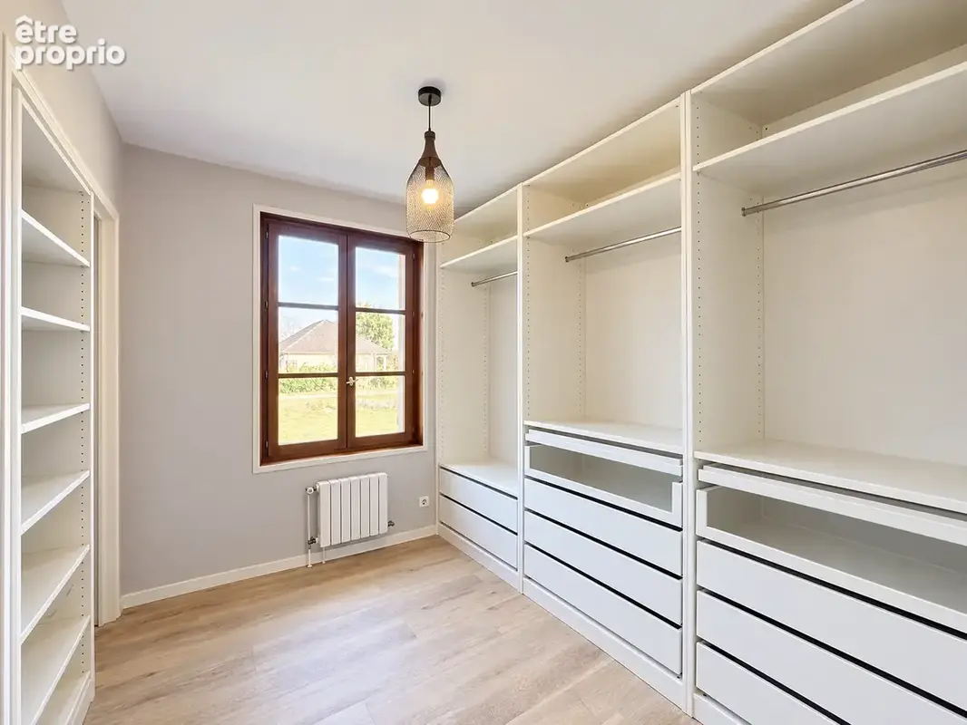 SECTEUR DES LACS D'ORIENT, Maison T5 sur sous/sol, 3 chambres - photo 8