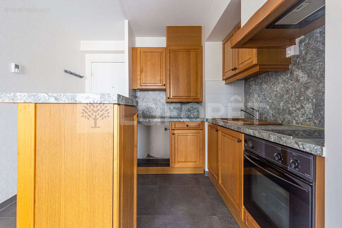 Agence immobiliere laforet - "glycine" - annecy - appartement t2 de 44,57m² - balcon - cave - garage en option - photo 8