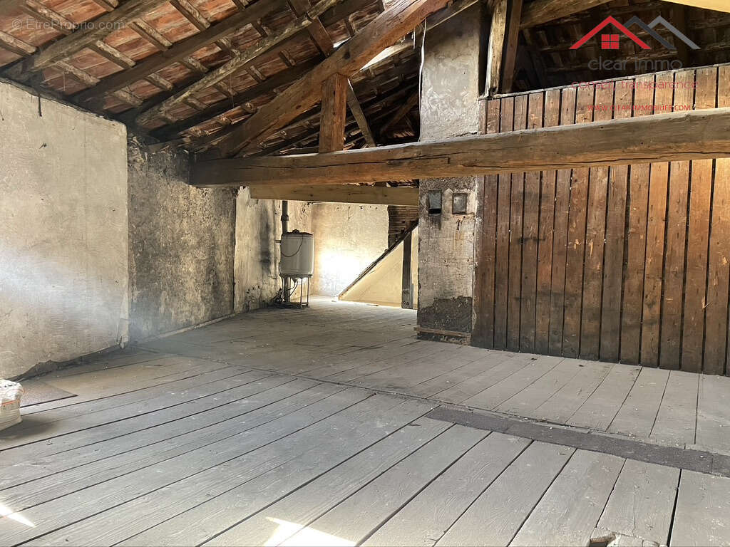 Maison à MOULINS-LES-METZ