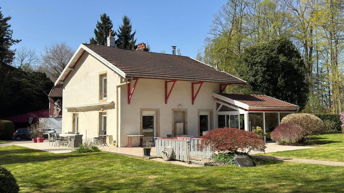 Maison à EPINAL