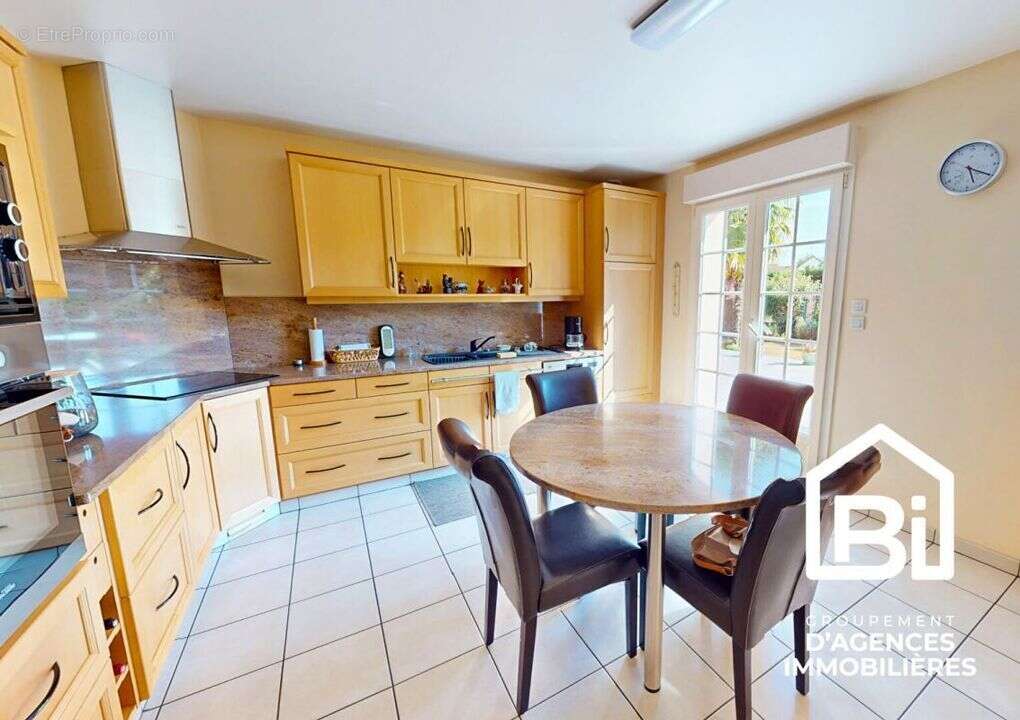 Maison à OUISTREHAM