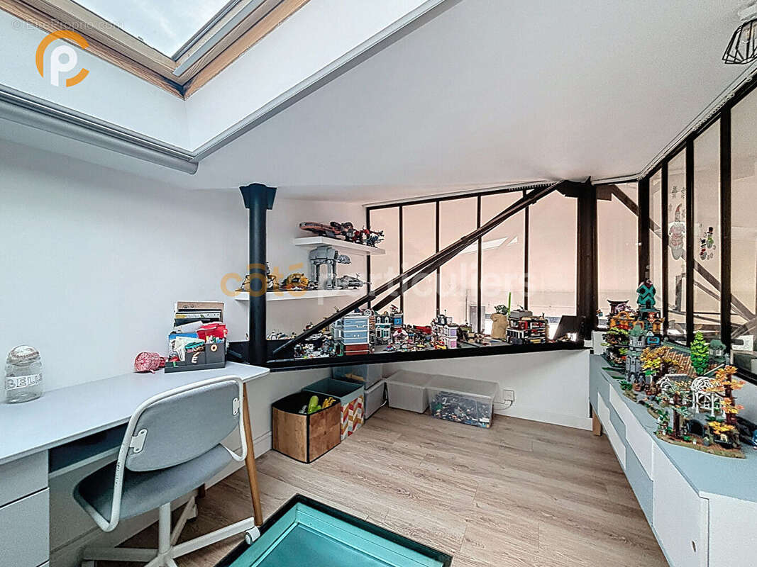 Appartement à IVRY-SUR-SEINE