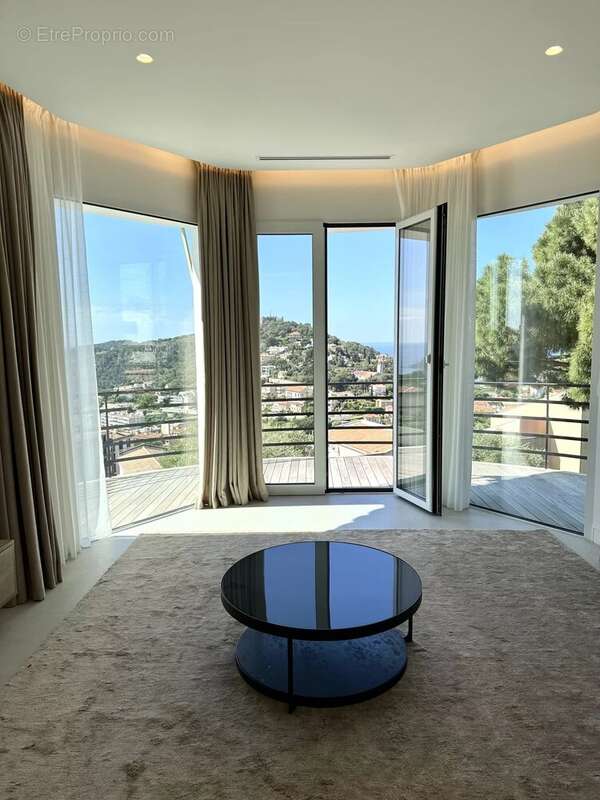 Appartement à VILLEFRANCHE-SUR-MER