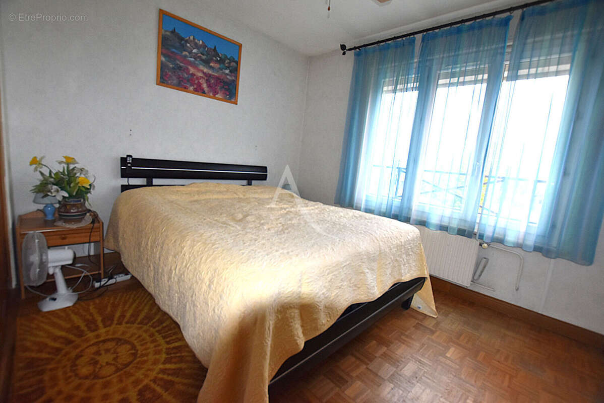 Maison à COMBS-LA-VILLE