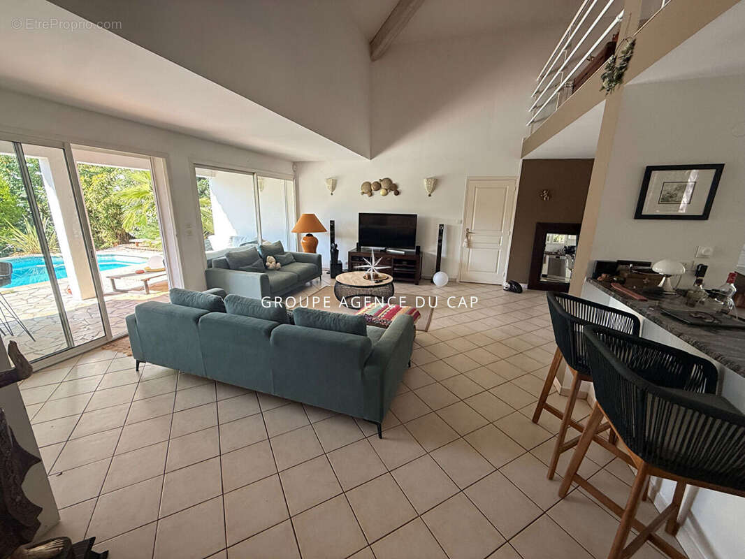 Maison à SAINT-RAPHAEL