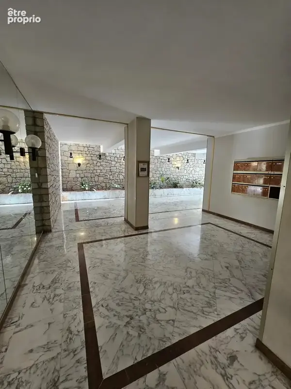 Spacieux appartement de 5 pièces avec un grand balcon aux « Résidences de l'Abbaye Roseland » - photo 4