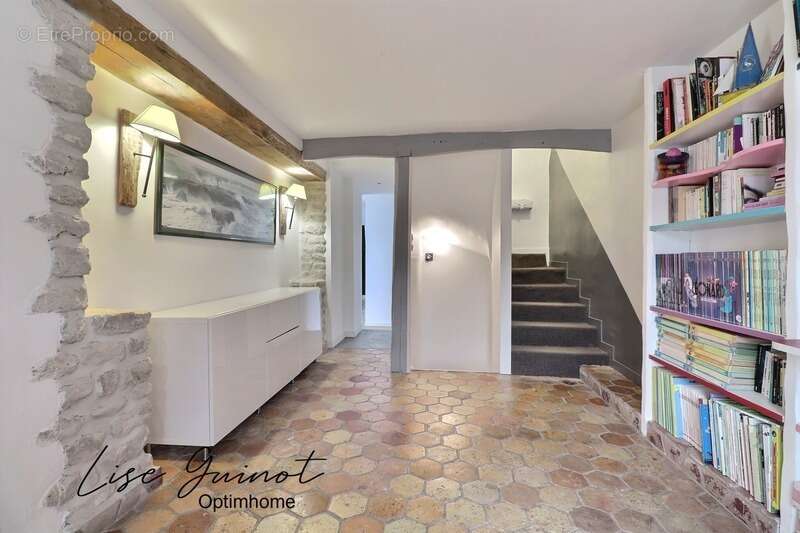 Maison à AULNAY-SUR-MAULDRE