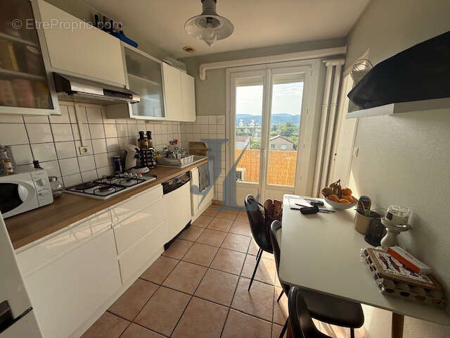 Appartement à PORTES-LES-VALENCE