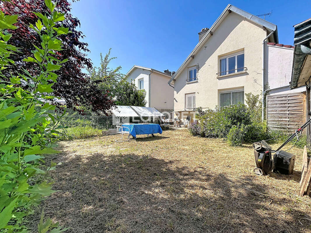 Maison à CHAUMONT