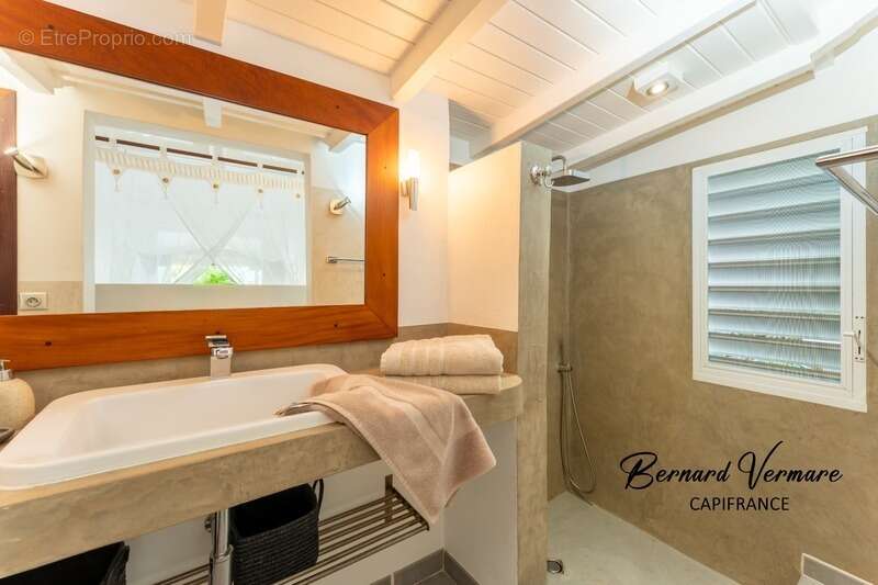 Maison à GRAND-BOURG