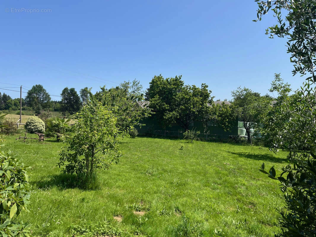 Payzac, maison en pierres, grange, vues, puits, campagne - photo 25
