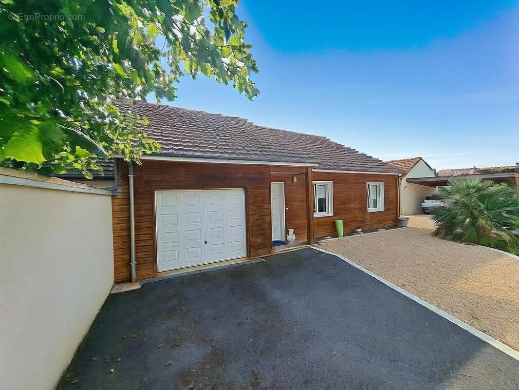 Maison à CHATELLERAULT