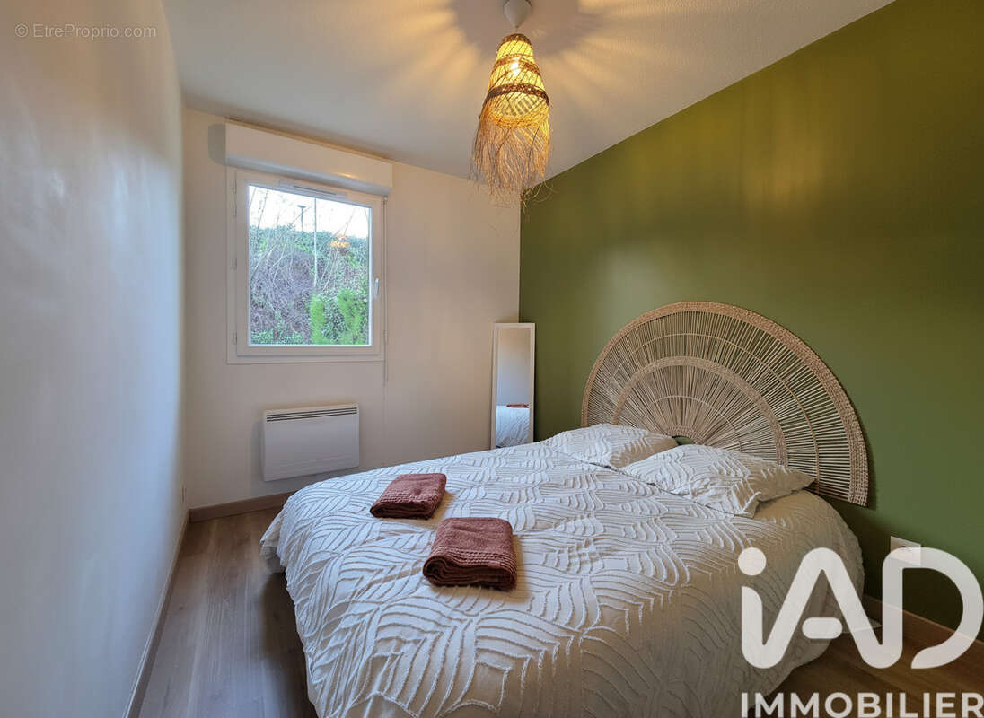 Photo 7 - Appartement à ONET-LE-CHATEAU