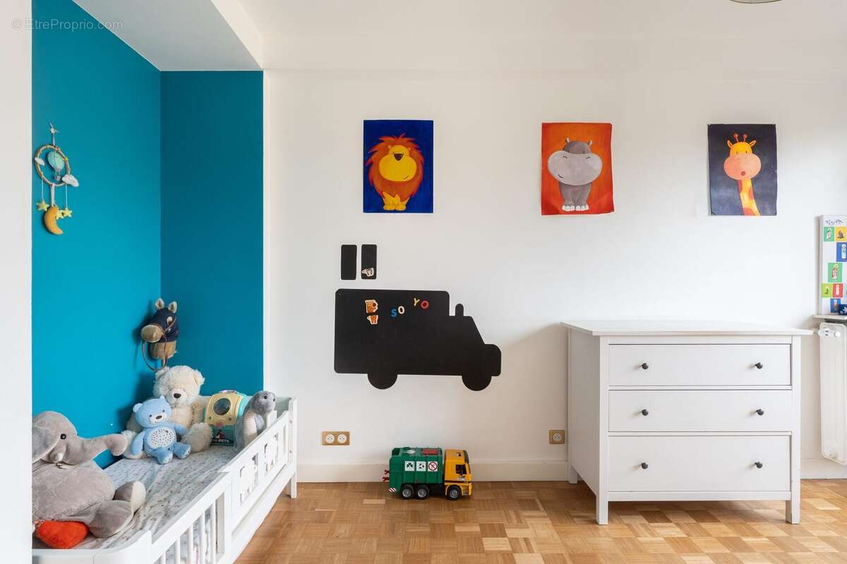 Appartement à LA GARENNE-COLOMBES