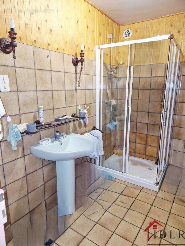 Maison à TERRE-NATALE