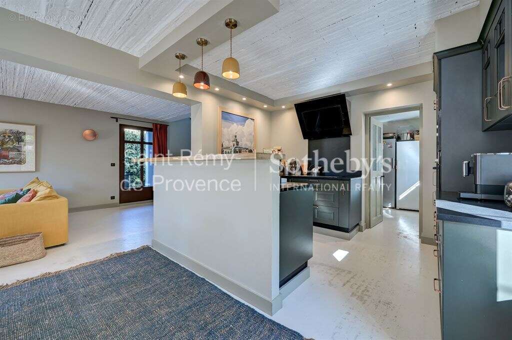 Maison à SAINT-REMY-DE-PROVENCE