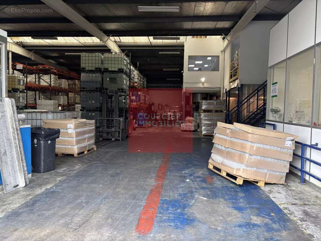 Commerce à MONTIGNY-LE-BRETONNEUX