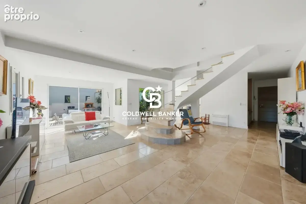 Villa 4 pièces 190m2 - photo 3