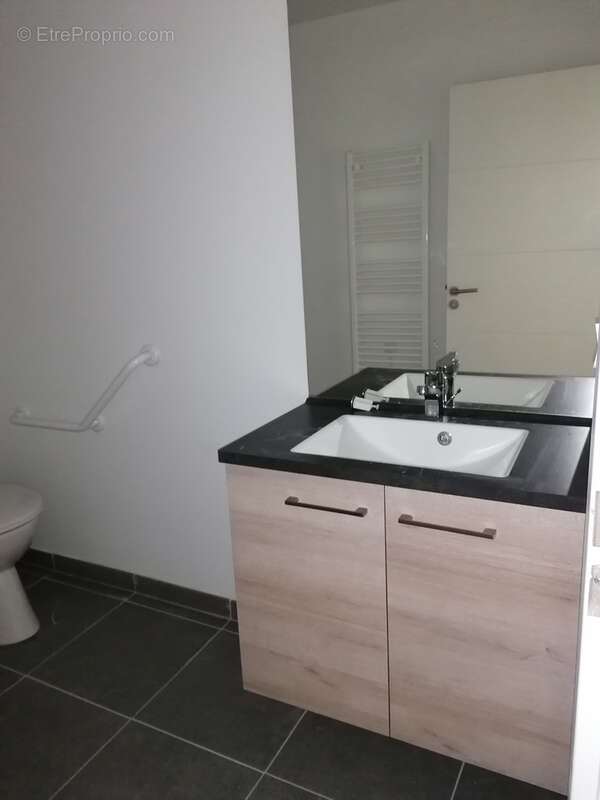 Appartement à CAMBLANES-ET-MEYNAC