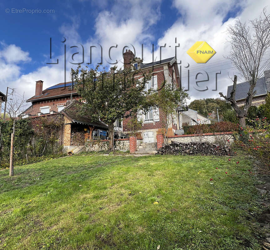 Maison à LIANCOURT