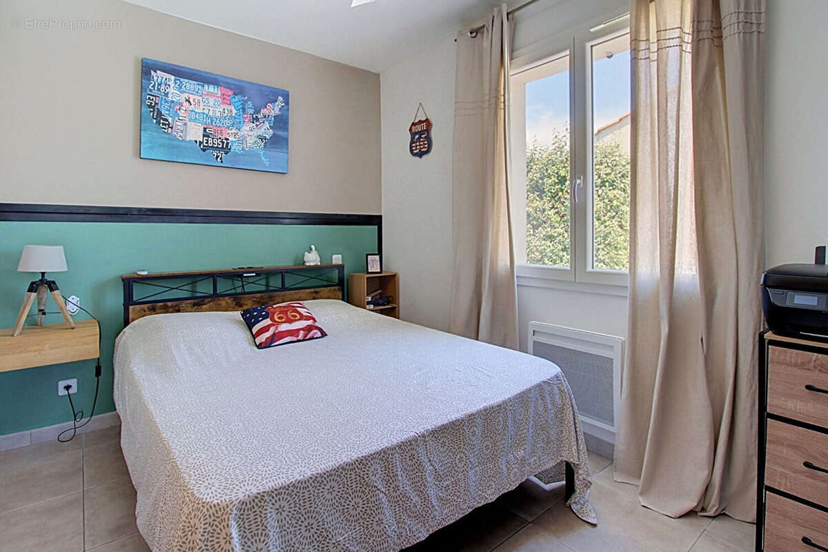 A VENDRE EN EXCLUSIVITE - Villa de 85m2 sur 411 m2 de terrain avec piscine et garage - photo 12
