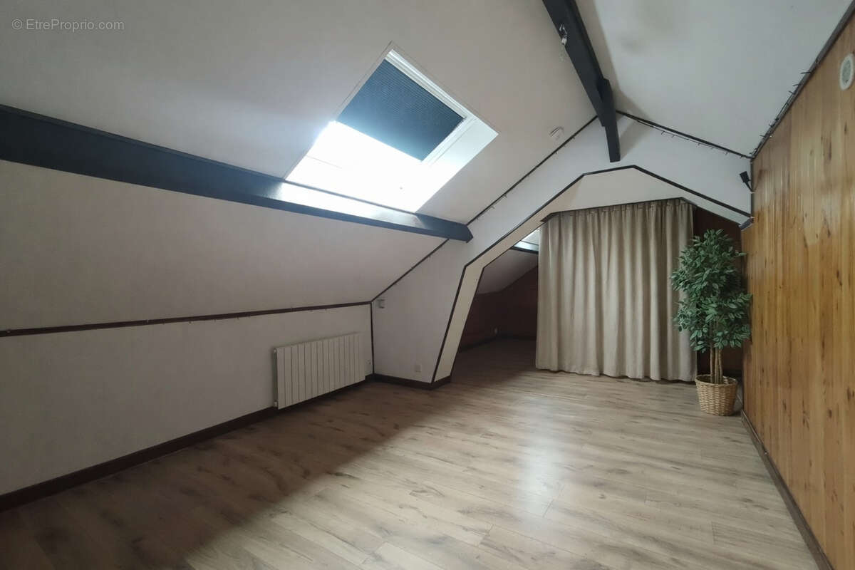 Maison à CHAUFFAILLES