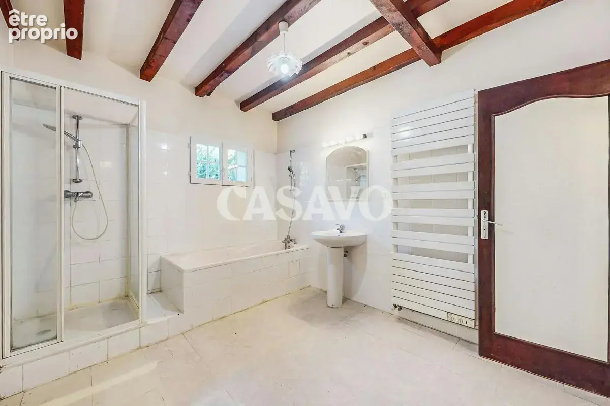 Vente Maison 7 pièces de 214m² - 24610 Montpeyroux - photo 7