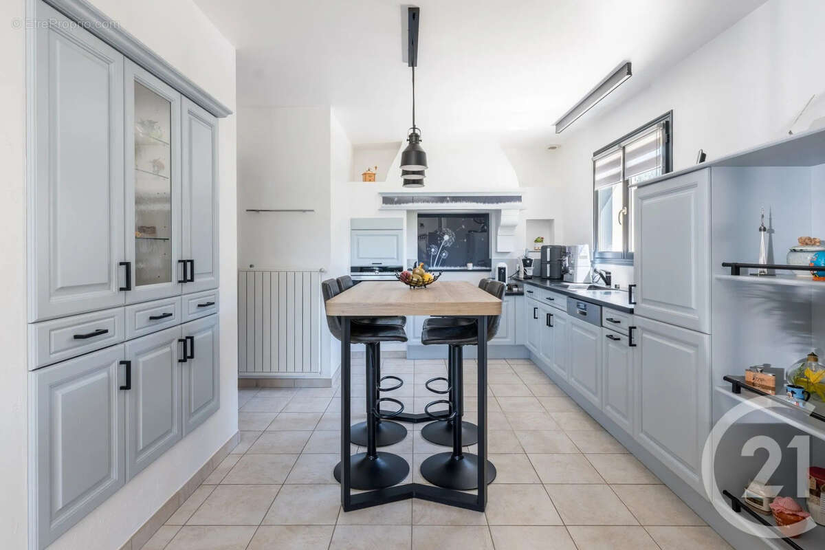 Maison à ARACHES-LA-FRASSE