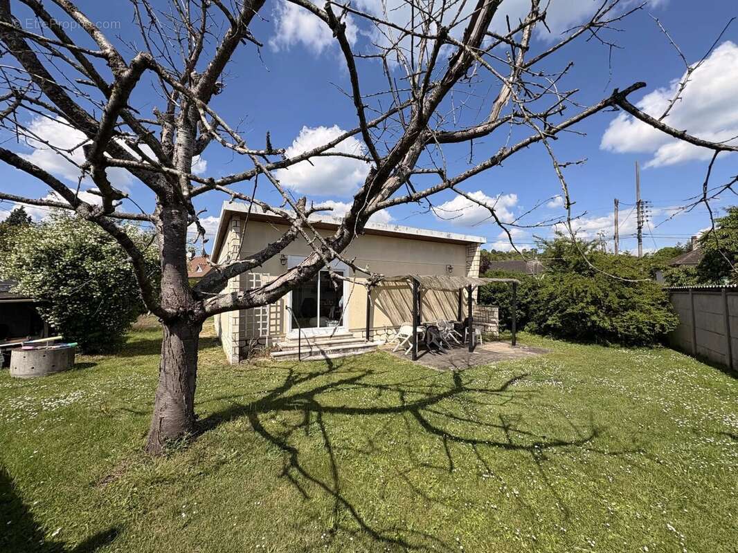 Maison à PACY-SUR-EURE