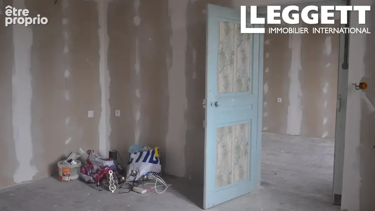 Jolie maison de village à rénover à un prix abordable, située dans un joli village - photo 2
