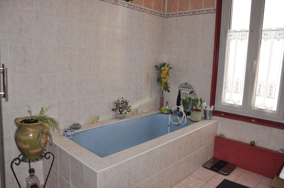 Maison à JALIGNY-SUR-BESBRE