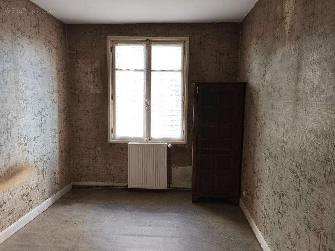 Maison à AYDAT