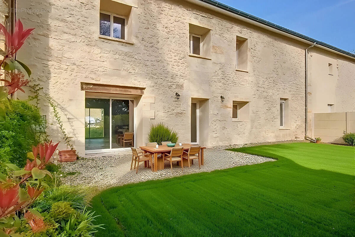 Maison à SAINT-ANDRE-DE-CUBZAC