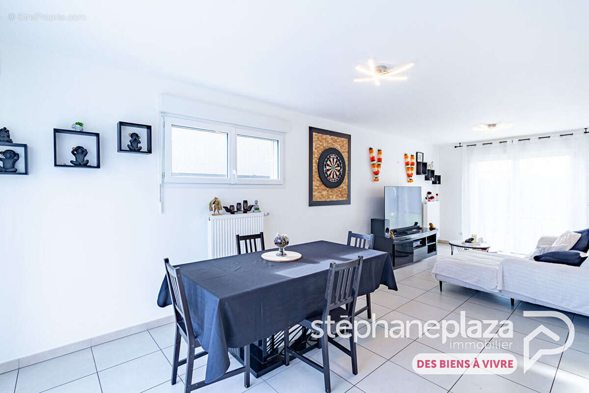 Maison à SAINT-PAUL-DE-VARAX