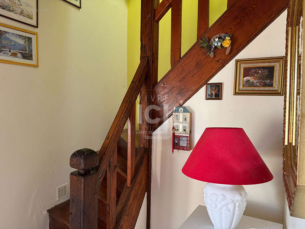 Maison à FROSSAY