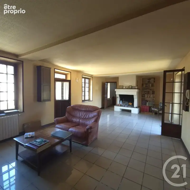 Maison 8 pièces 290 m² à vendre à Magny-En-Vexin (95420) - photo 5