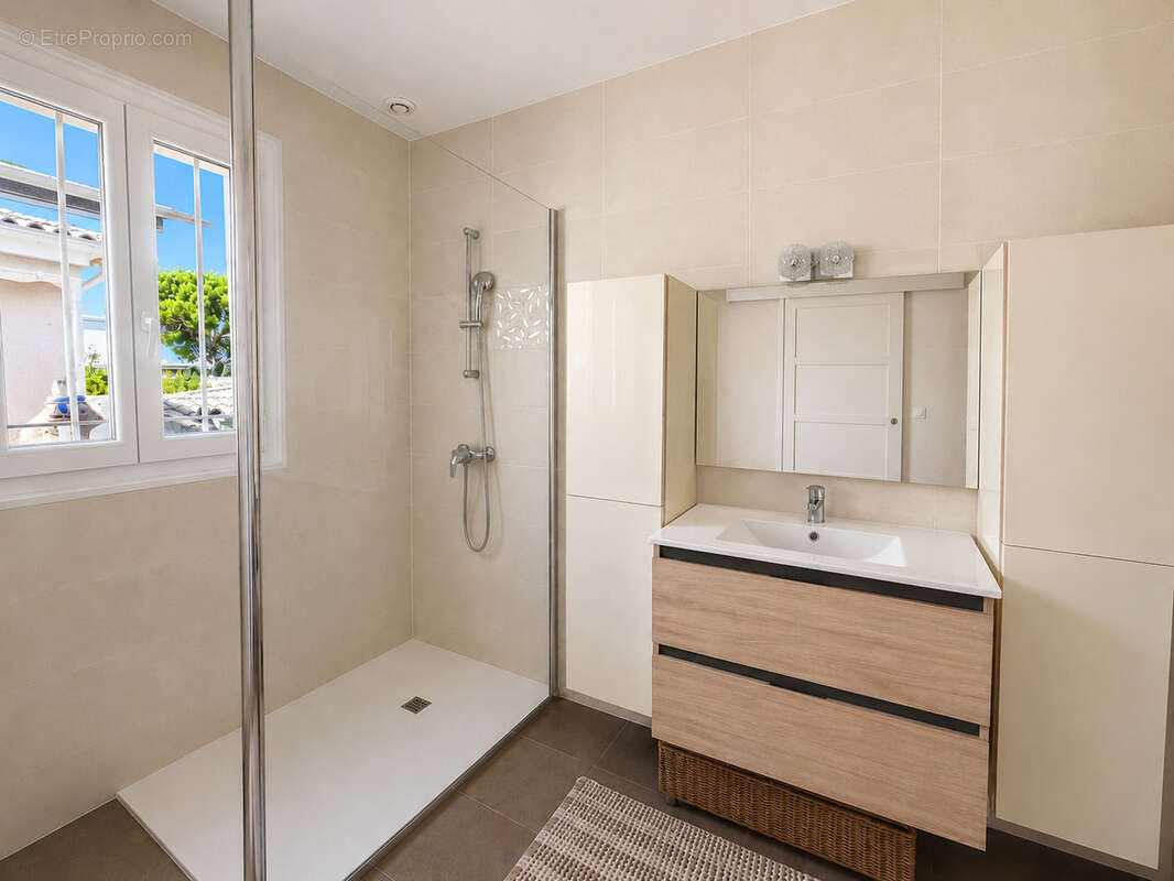 Appartement 51 m² à Villeneuve-Loubet  - photo 6